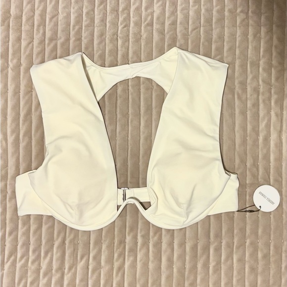 Andrea Iyamah Kuwa Cream Bikini - Picture 4 of 7